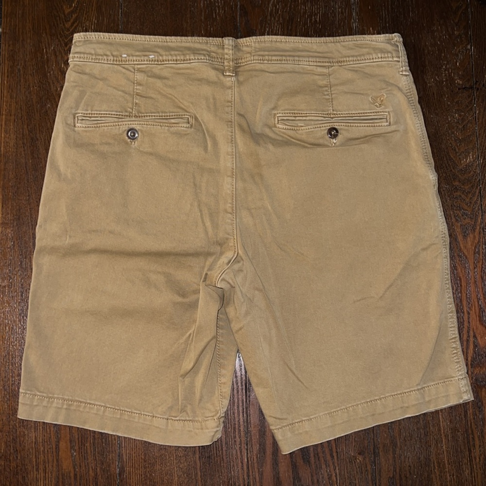 AE short - Picture 3 of 3